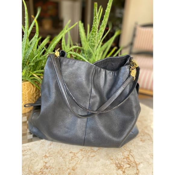Coach Handbags - Coach Phoebe black leather hobo bag with middle zipper section
